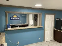 Days Inn by Wyndham Pratt Hotel a Township 12