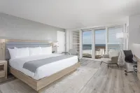Perdido Beach Resort Hotels near Outer Limits VR Game Room