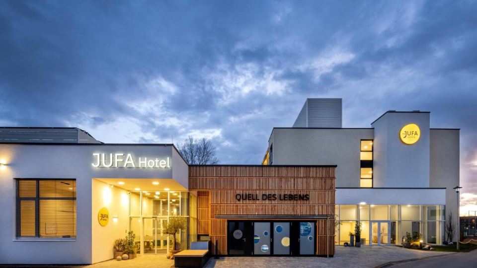 Jufa Hotel - Inkl 4h Thermeneintritt in Parktherme