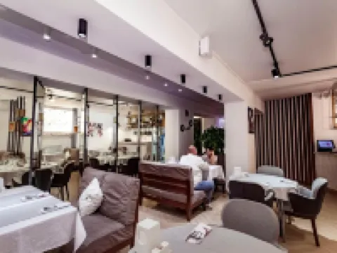 Kurmet Hotel Hotels in Uralsk