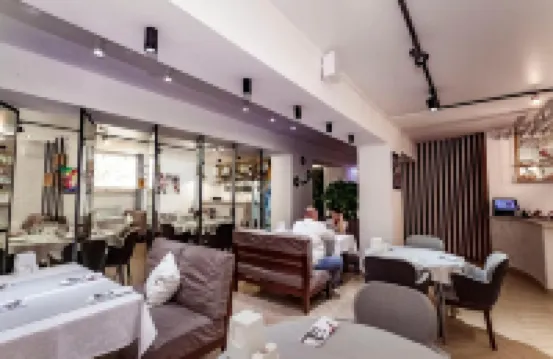 Kurmet Hotel