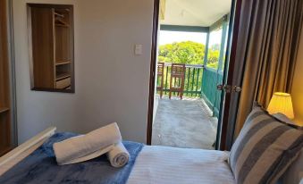 Summer Breeze - Holiday or Business Apartment
