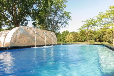 Thermen Bad Nieuweschans Отели в г. Схемда