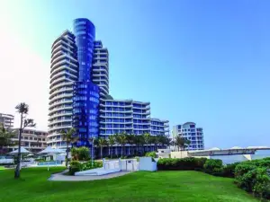 The Pearls of Umhlanga, or Oceans Apts