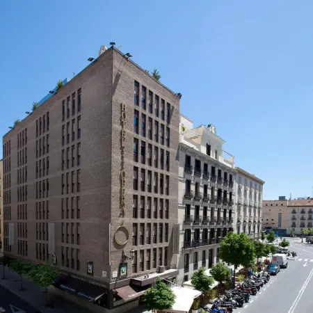 Hotel Opera