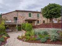 Casa Con Encanto (o Refuxio) Hotels in Deza