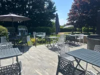 Les Dineux Village