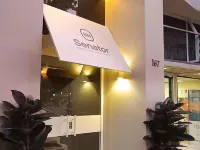 Aparthotel Senator Barcelona Hotels near FGC - Muntaner
