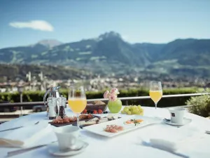 梅艾娜馬倫度假飯店