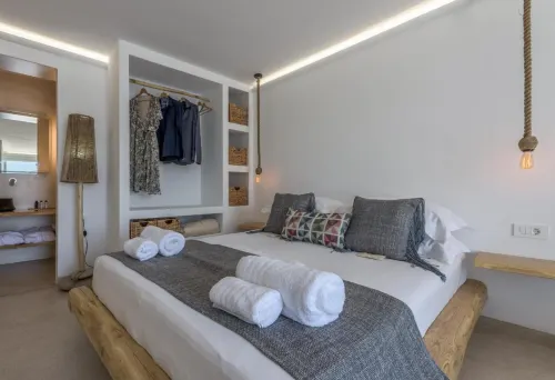 Michalakis Seaside Suites