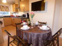 Birdholme House