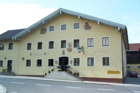 Gasthof - Hotel Zur Post Отели в г. Андекс