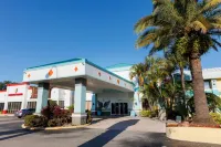 Garnet Inn & Suites, Orlando Hotels in Sky Lake