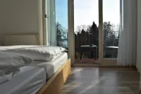 Hotel Lindenallee - Parvekkeita