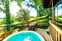 Domaine d'Escapa Hotels in Mirande