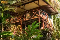 Poor Man's Paradise Lodge