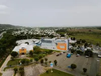 Costa Bahia Hotel, Convention Center and Casino Hotels in Coto