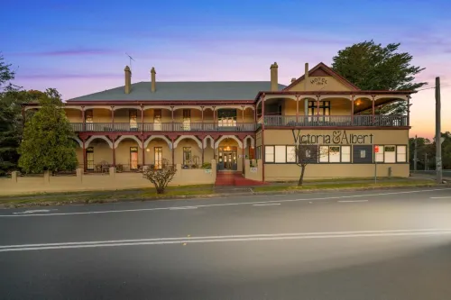 Victoria and Albert Guesthouse Hotels in Mount Victoria