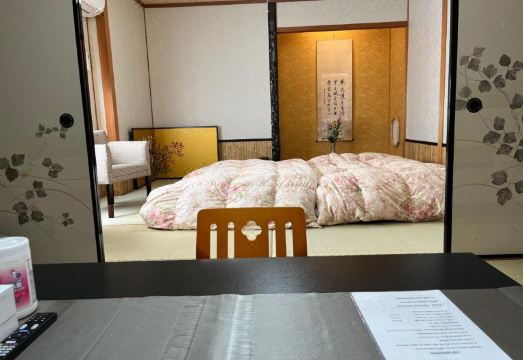 전통적인 교토 료칸의 내부 모습