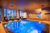 Kashmir Wellness & Spa Hotel Adults Only - Pools