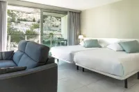 Ágora Spa & Resort Hotels near El Parc d'Artilleria