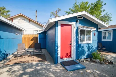 Mt Williamson Motel and Basecamp