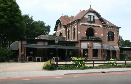 雨果·德弗里斯公園酒店