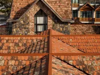 Dilijani Tun Hotel & Restaurant 蒂利金酒店