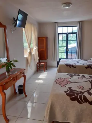 Hotel Camelinas Area Blanca Hotels in Tzintzuntzan