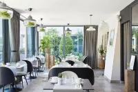 Le Général d'Elbée Hotel & Spa - Teritoria 누와흐무띠에 섬 호텔