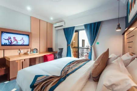 Marcsons Hotels and Resorts Отели рядом с достопримечательностью «Лимбе Ботанический сад»