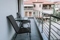 Crystal Studios Hotels in Aristotelis