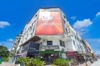 OYO 91077 Hotel Indah Hotels in 