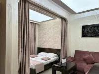 Hotel Roma & Tours
