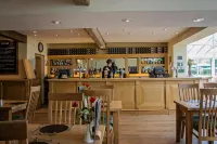 Waveney House Hotel - Baarit