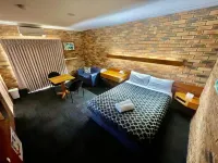Sandhurst Motor Inn Bendigo - balcony