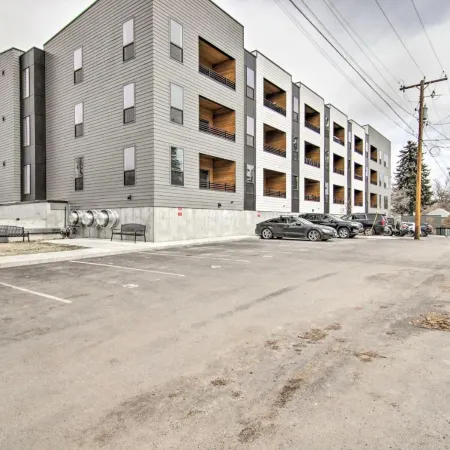 Chic Bozeman Apartment - 1 Block Off West Main St!