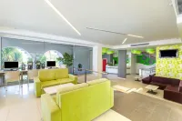 Hermes Hotel - parking