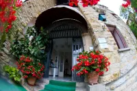 Hotel la Vela-Castello Il Rifugio Hotels in Camogli