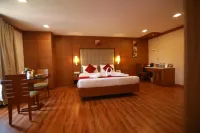 Broad Bean Kannur Hotel dekat Uchatthu Kayam Riverside Picnic Spot