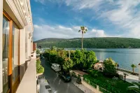 Hedera Residences - Kumbor - Ocean View
