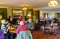 Savoy Country Inn - Desayuno
