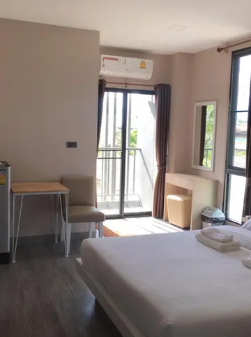 รูปภาพของBen at Salaya