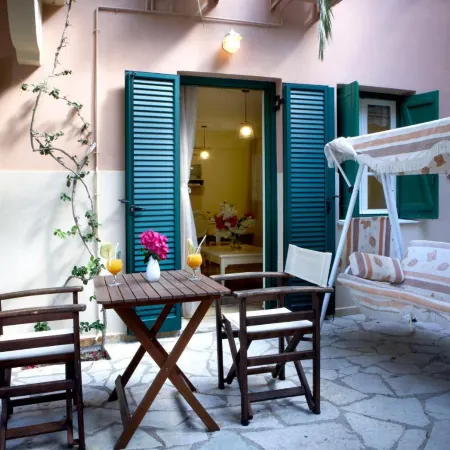Dafnoudi Hotel Apartments