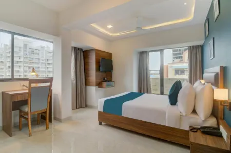 Hotel Palm Beach Pride Отели рядом со станцией Vashi Railway Station