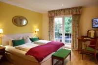 Hotel Behringer's Traube Hotels in Sulzburg