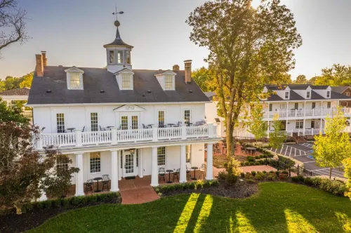 Inn at Elijah McLean's