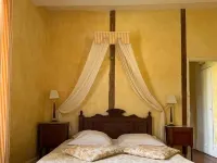 Maison Sainte Barbe Hotels in Autun