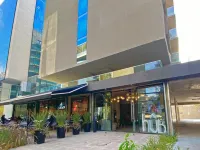 Hub Providencia Hotels near Sky Costanera