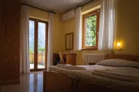 Agriturismo la Campagnola Hotels in Verceia